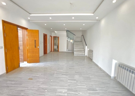 À Vendre – Villa Neuve et Moderne S+4 - image 3