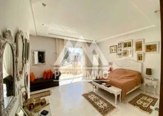 A Vendre Villa de Maître HS Chotrana Ariana - image 4