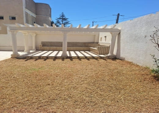 A Vendre Villa 2 niveaux a Bizerte - image 4